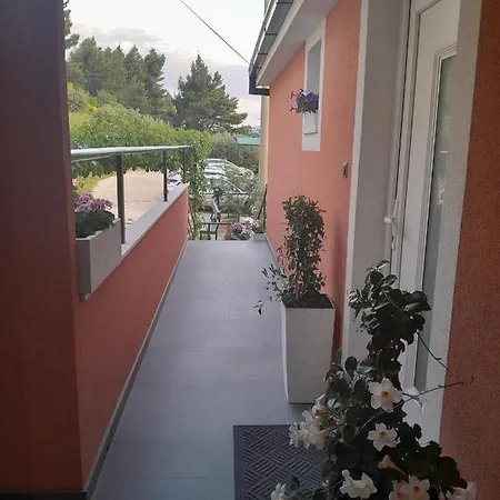 Antonio Apartment